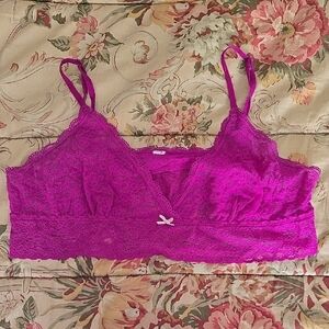 VS Lacy Bralette